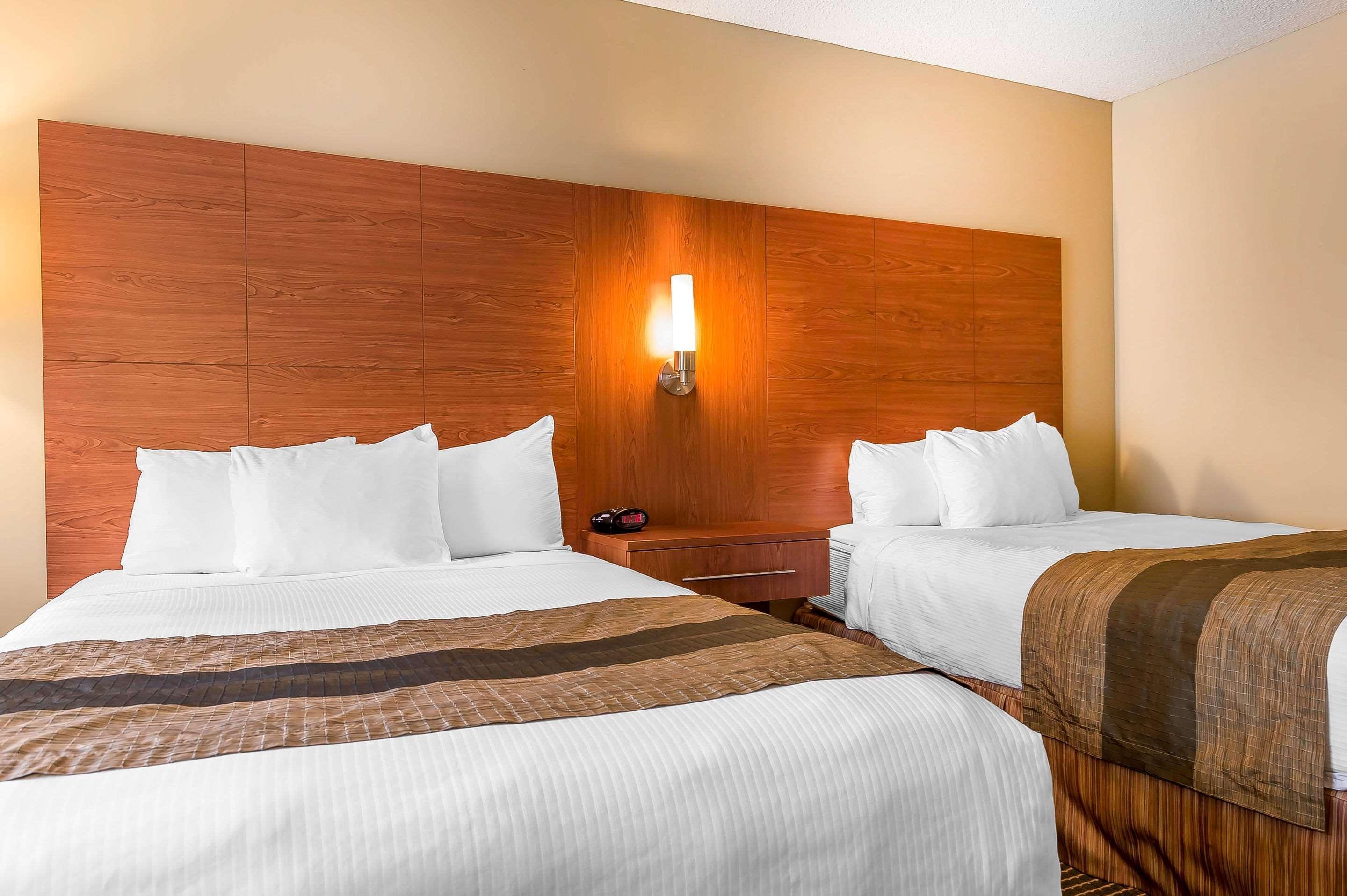Quality Inn & Suites Hawkesbury Ngoại thất bức ảnh