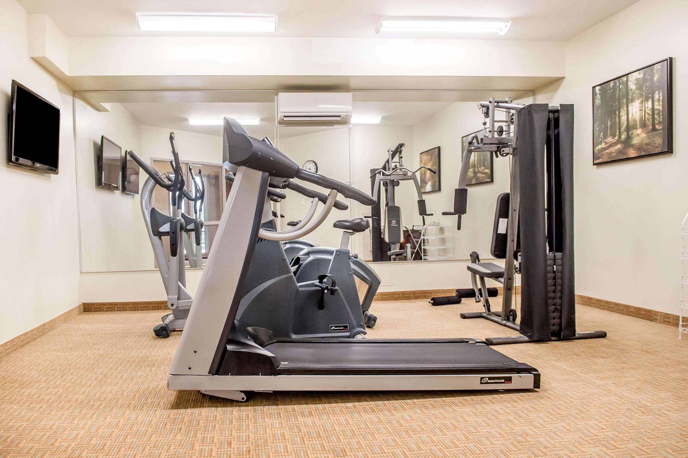 Quality Inn & Suites Hawkesbury Ngoại thất bức ảnh