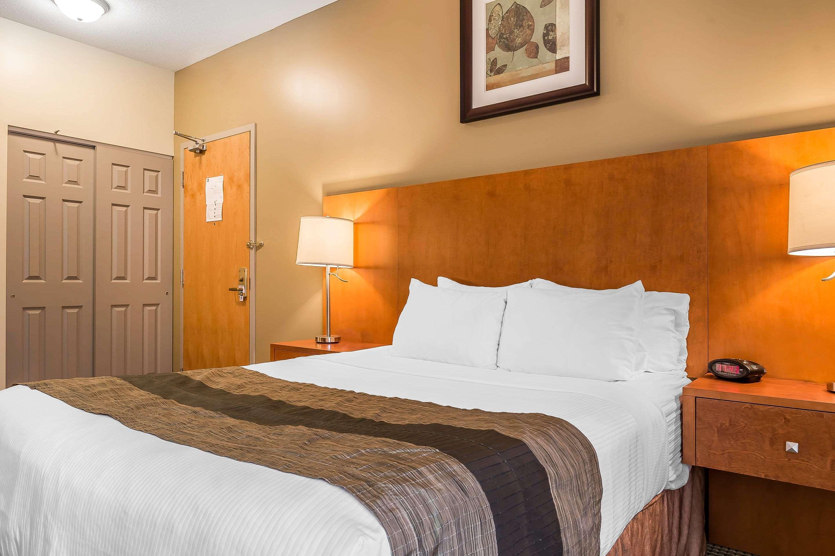 Quality Inn & Suites Hawkesbury Ngoại thất bức ảnh