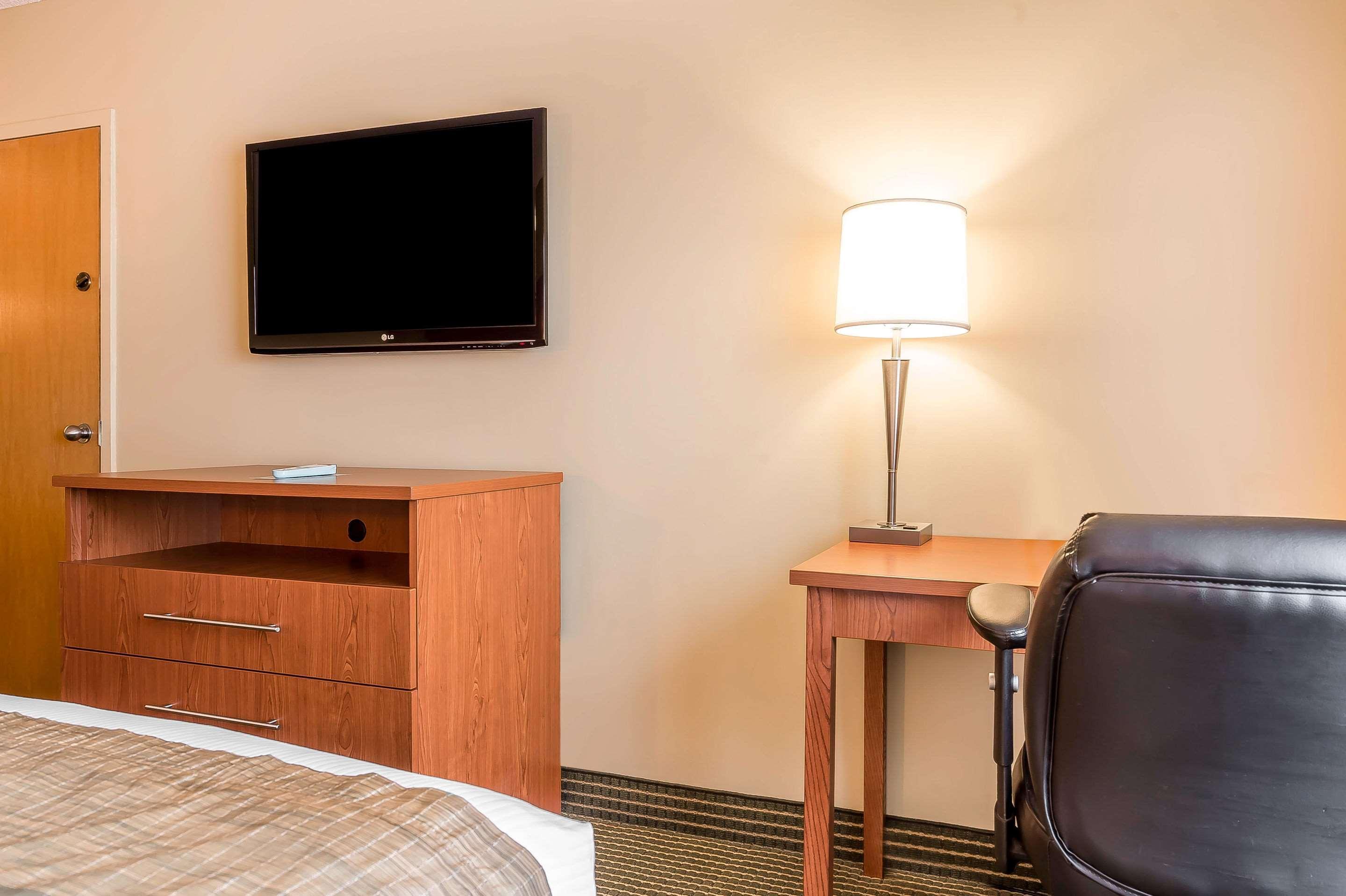 Quality Inn & Suites Hawkesbury Ngoại thất bức ảnh