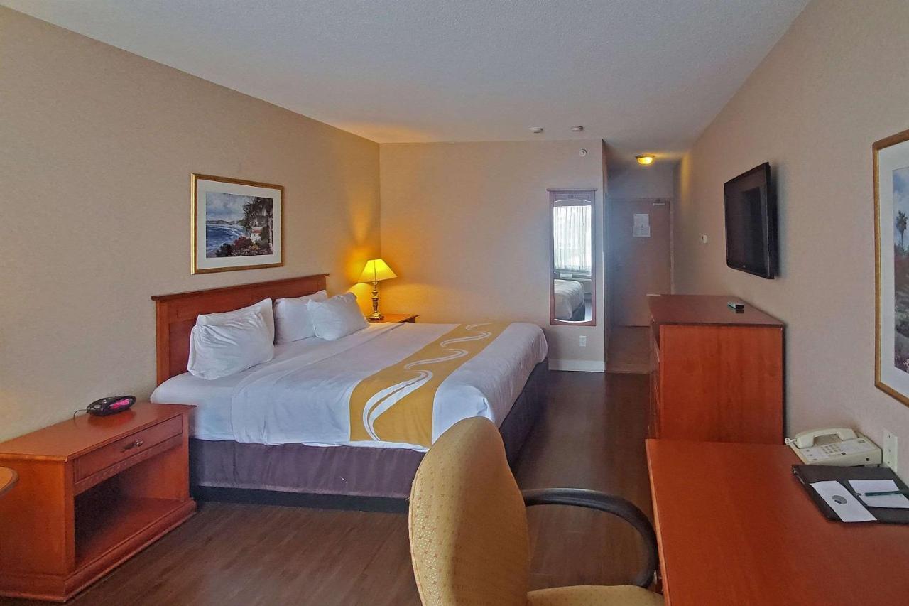 Quality Inn & Suites Hawkesbury Ngoại thất bức ảnh