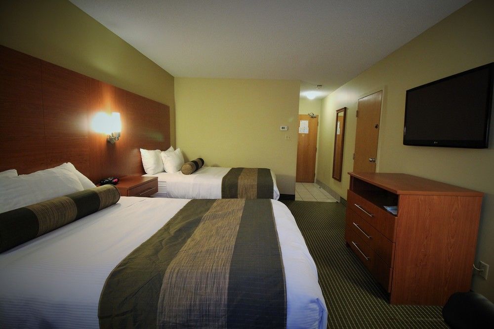 Quality Inn & Suites Hawkesbury Ngoại thất bức ảnh