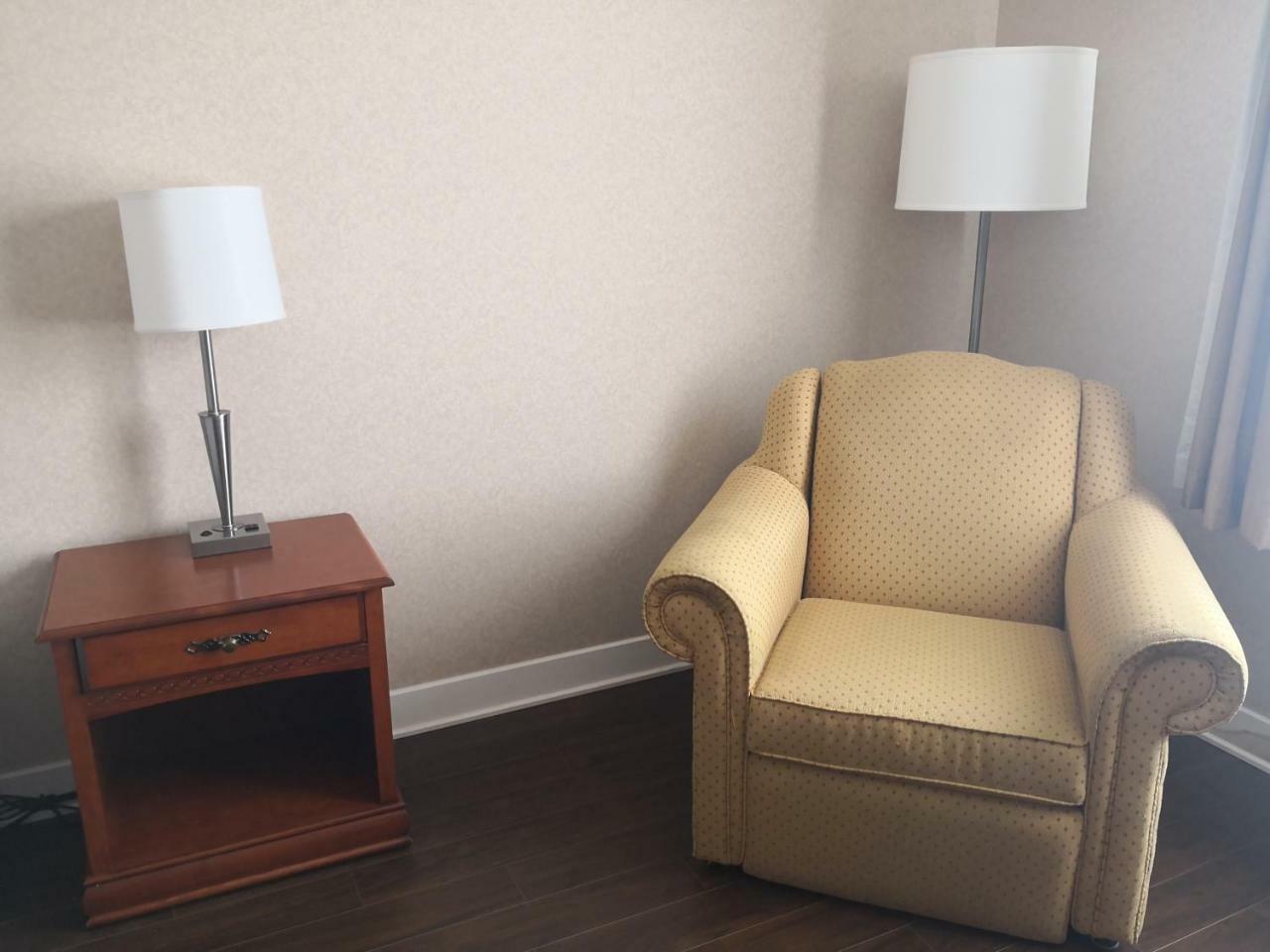 Quality Inn & Suites Hawkesbury Ngoại thất bức ảnh